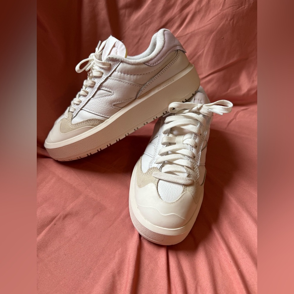 NEW BALANCE CT302 White Stone Pink Sneakers Shoes Sz 8 Women’s 6.5 Men’s